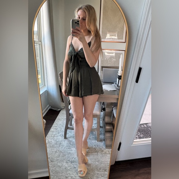 Olive Army Green Sleeveless Romper - Picture 2 of 16